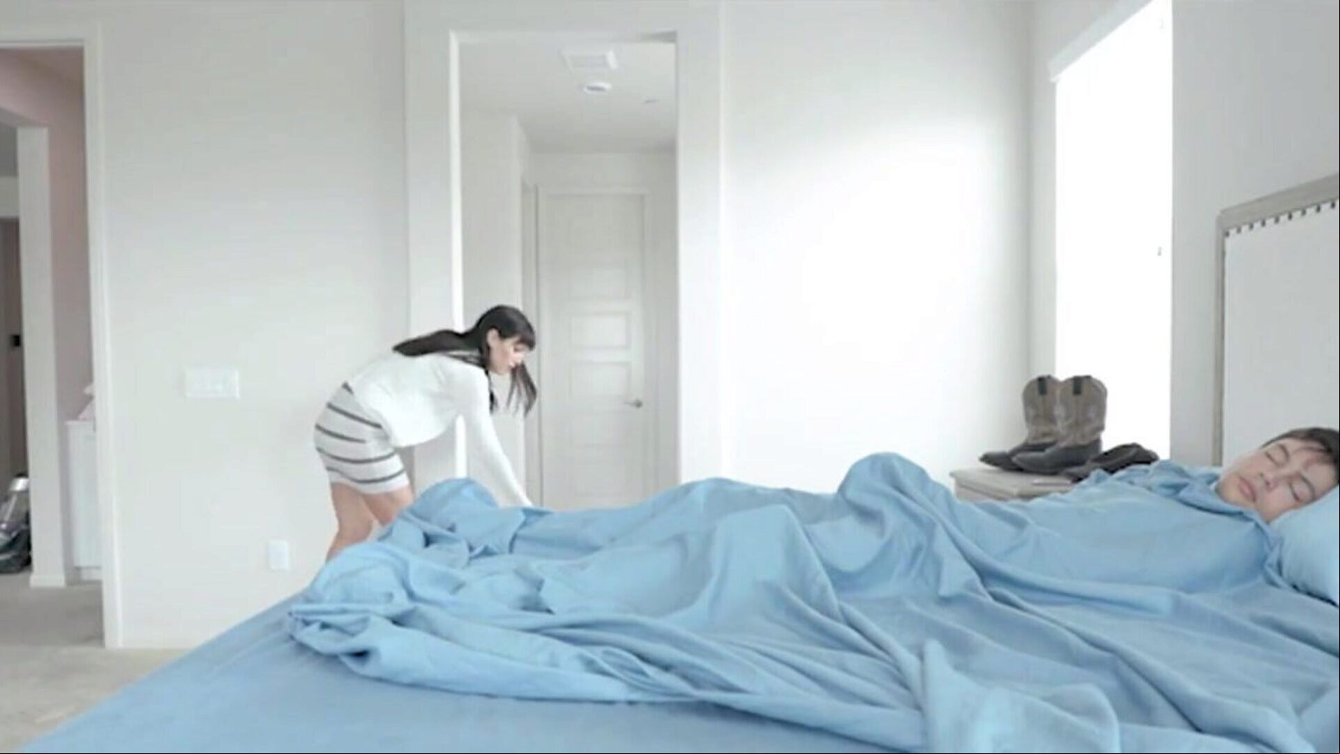 Step sister helps brutha with man-meat problems